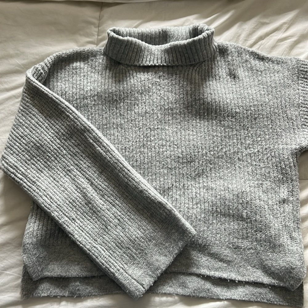 Topshop Grey Sweater!! - Picture 4 of 4